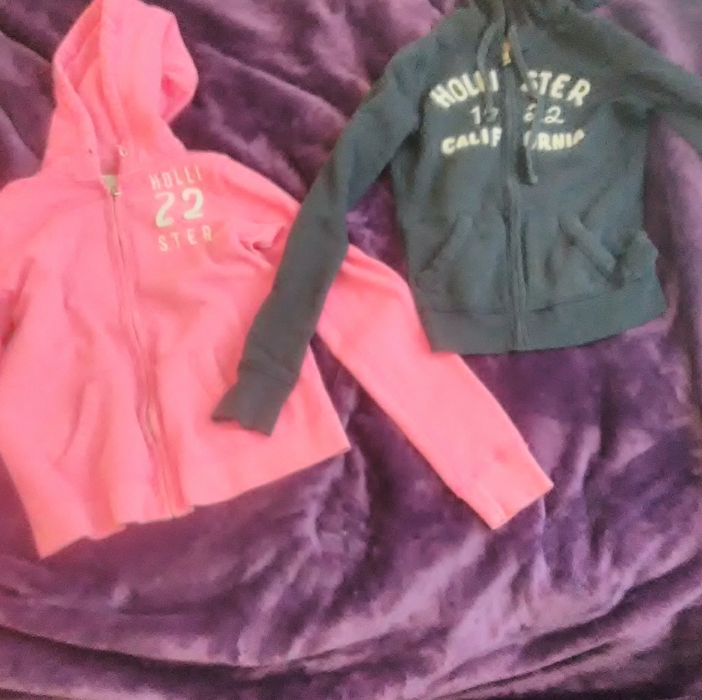 "Hollister"   zip up hoodies